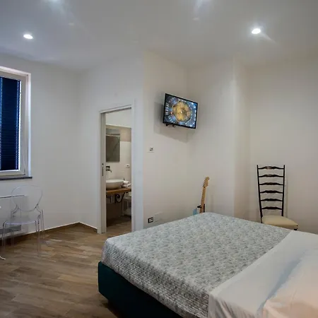 Il Centenario بيت ضيافة أسشيا