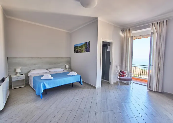 Il Centenario 4* Ascea